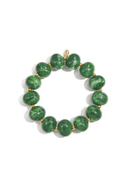 Elastic beaded bracelet with large beads