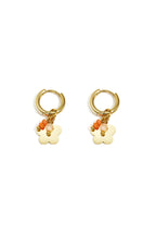 Earrings with hanging flower and beads